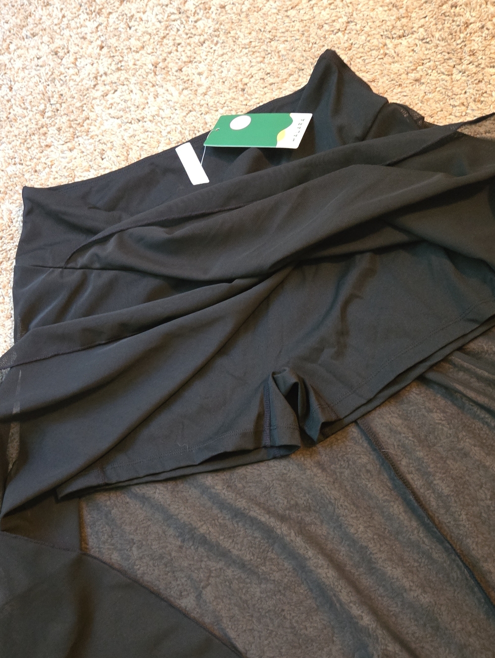 Halara Skirt - Picture 2 of 3